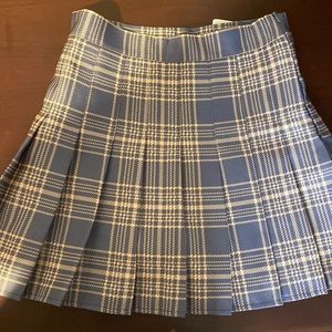 Never Worn Size Small Lilac and Beige Plaid Pleated Skirt